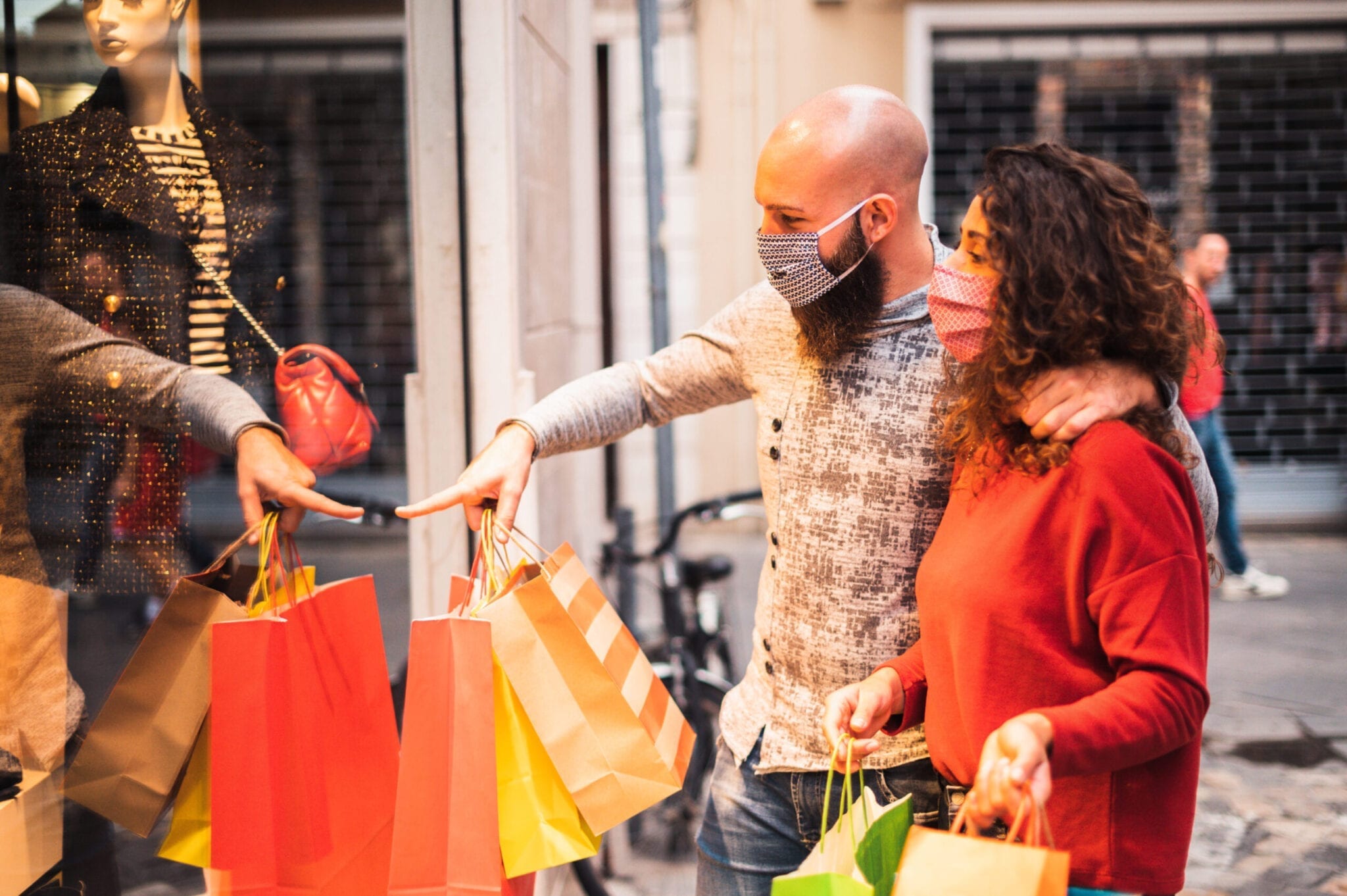 Amazing Christmas Shopping Tips to Help Save Time and Money